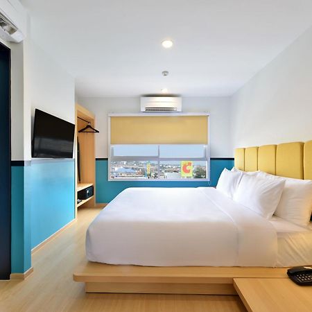 The Grass Serviced Suites Pattaya Buitenkant foto